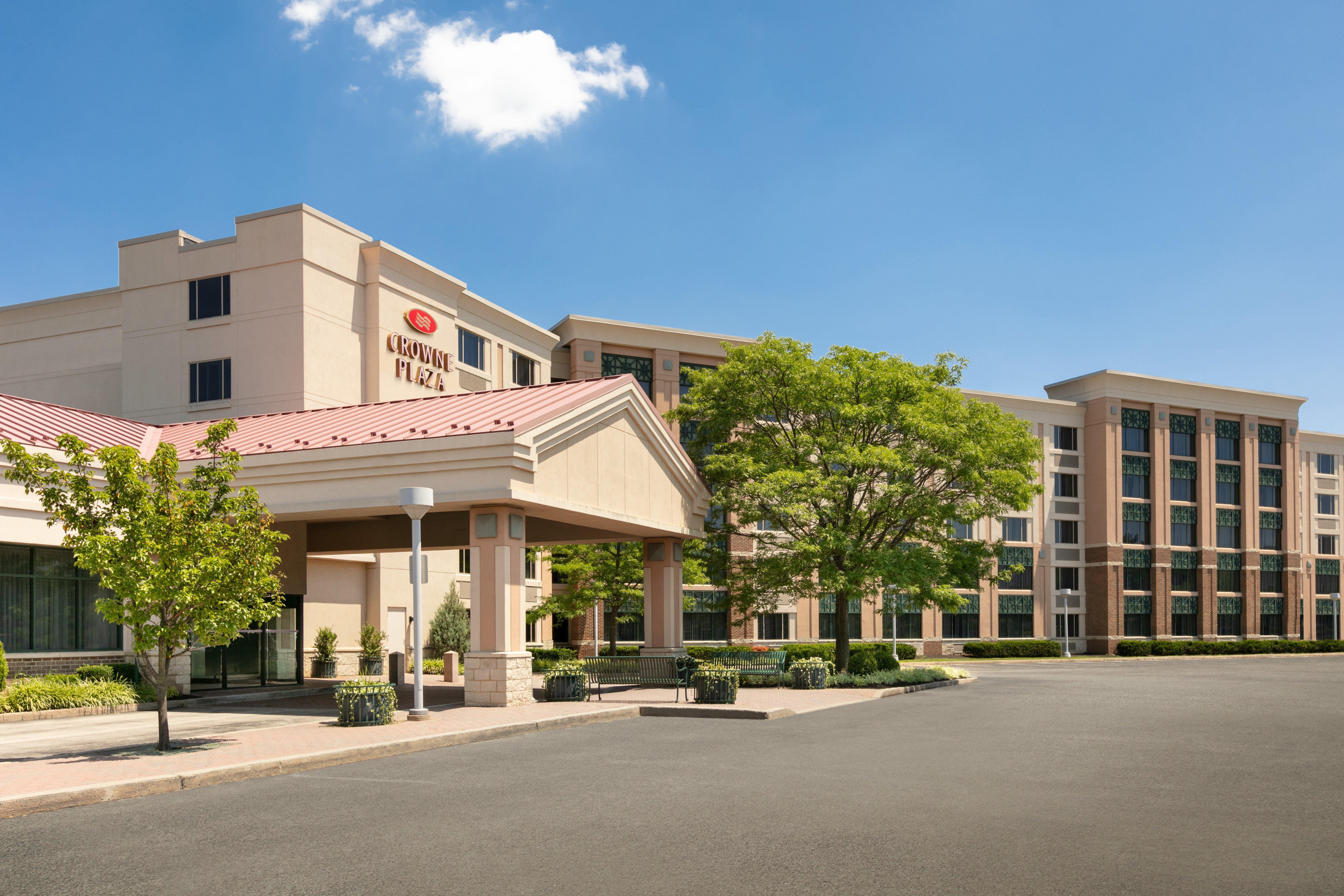 Crowne Plaza Philadelphia King Of Prussia Hotel Exterior photo